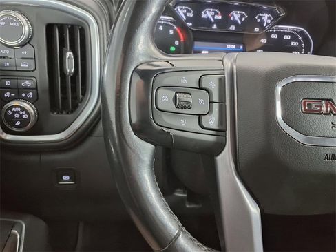Used 2020 GMC Sierra 1500 SLT image 17