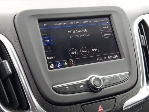Used 2020 Chevrolet Equinox LS FWD image 19