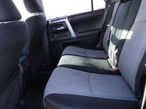 Used 2014 Toyota 4Runner SR5 image 17