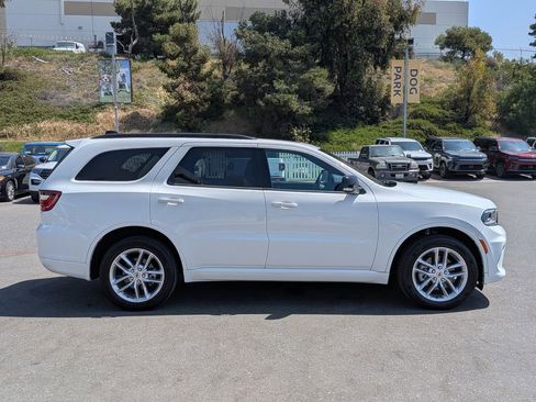 Certified 2024 Dodge Durango GT AWD/4WD image 8