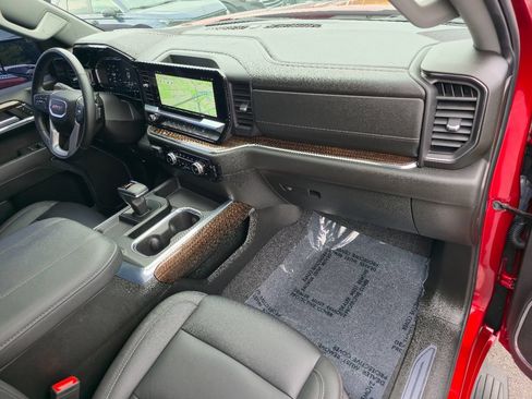 Certified 2024 GMC Sierra 1500 Elevation w/ Elevation Premium Package AWD/4WD image 31