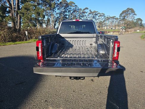 New 2026 Ford F250 Lariat w/ FX4 Off-Road Package image 5