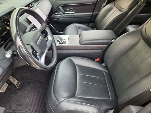 Used 2024 Land Rover Range Rover Autobiography image 13