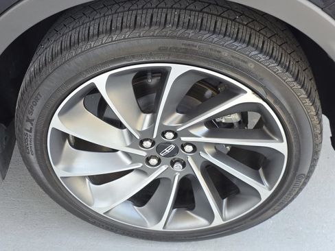 Used 2023 Lincoln Nautilus Reserve w/ Equipment Group 202A AWD/4WD image 46