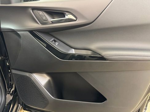 Used 2026 Chevrolet Equinox LT w/ Safety and Technology Package image 27