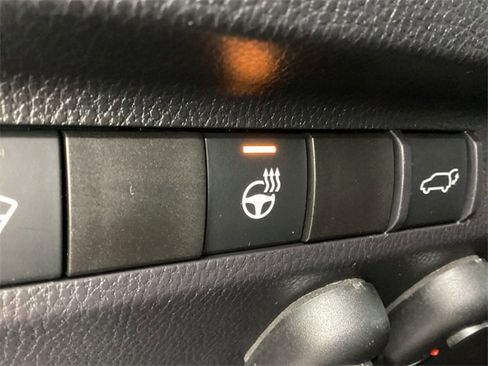 Used 2024 Toyota RAV4 XLE image 26