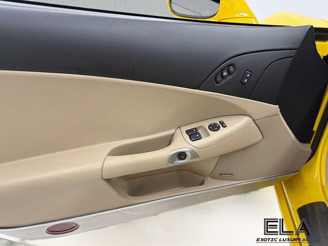 Used 2006 Chevrolet Corvette Coupe w/ Preferred Equipment Group RWD image 19