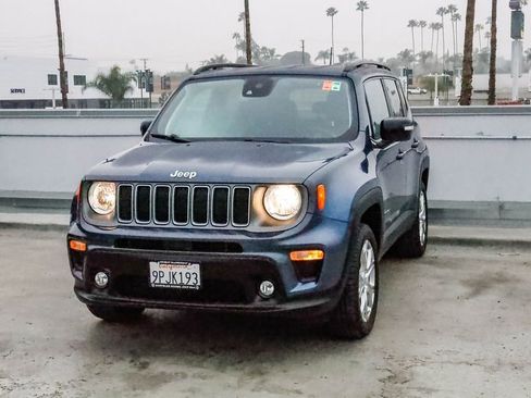 Certified 2023 Jeep Renegade Limited image 4