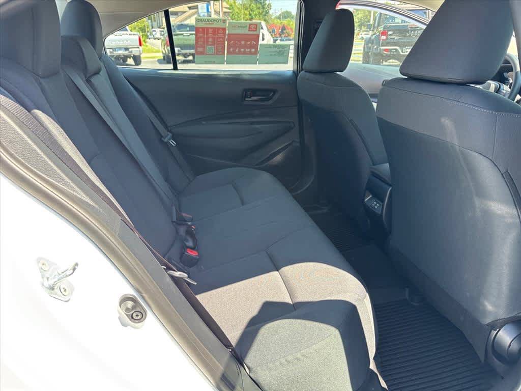 Used 2026 Toyota Corolla LE FWD image 7