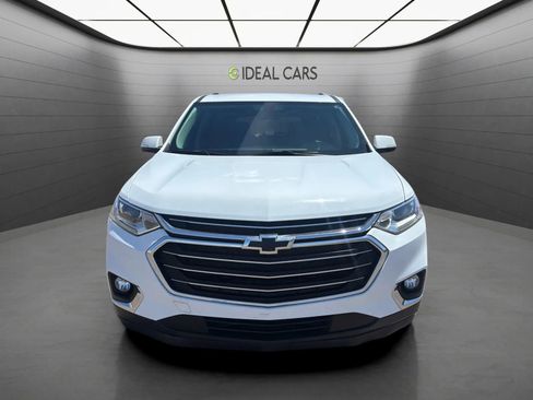 Used 2020 Chevrolet Traverse LT FWD image 2