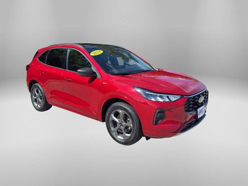 Used 2024 Ford Escape ST-Line w/ Tech Pack #1 AWD/4WD image 3