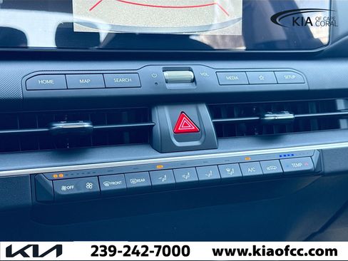 New 2025 Kia K4 LXS image 30