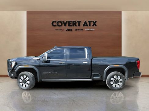 Used 2024 GMC Sierra 2500 Denali w/ Denali Reserve Package AWD/4WD image 2