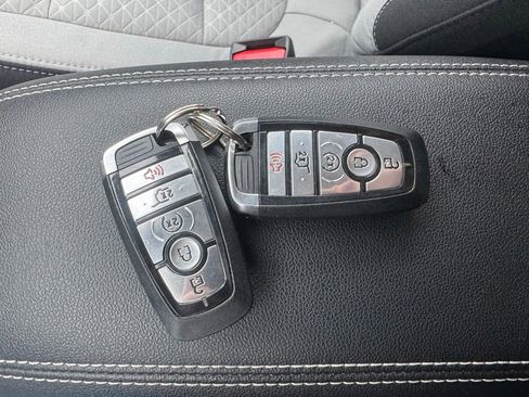 Used 2024 Ford Escape Active w/ Tech Pack #2 AWD/4WD image 12