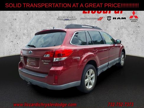 Used 2013 Subaru Outback 3.6R Limited w/ Moonroof Pkg AWD/4WD image 4