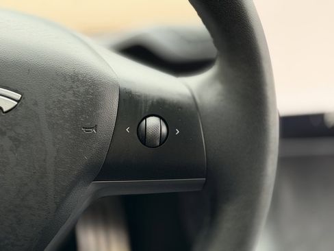 Used 2023 Tesla Model 3 Performance image 45