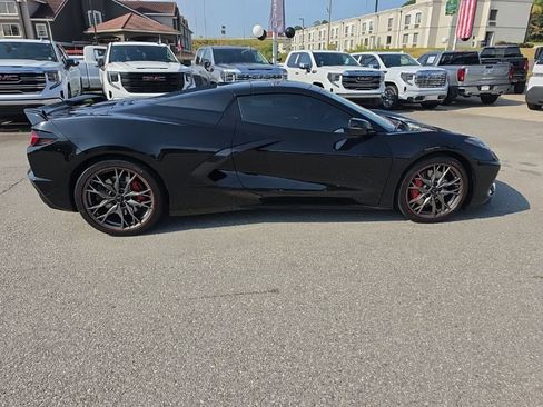 Used 2024 Chevrolet Corvette Stingray Premium Conv w/ Z51 Performance Package RWD image 6