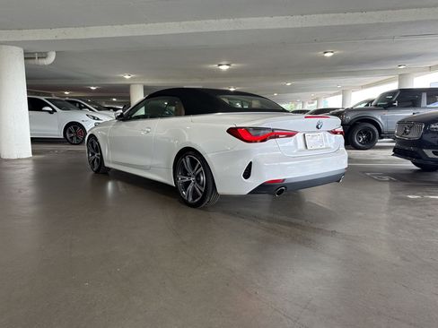 Used 2022 BMW 430i Convertible w/ Premium Package RWD image 3