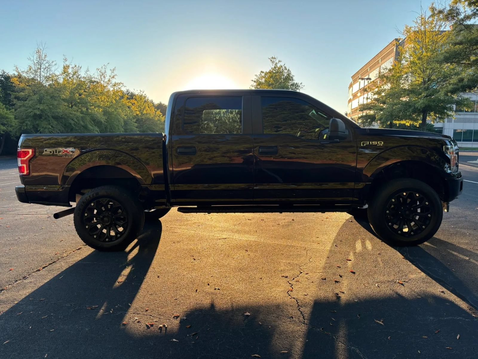 Used 2019 Ford F150 XL w/ Equipment Group 101A Mid AWD/4WD image 5