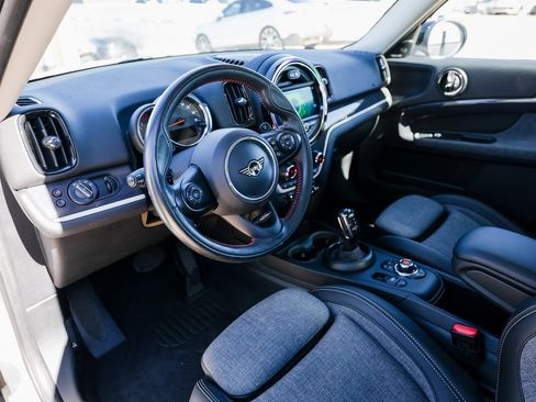 Used 2020 MINI Cooper Countryman S w/ Premium Package image 4