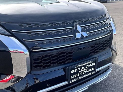 Used 2024 Mitsubishi Outlander SE AWD/4WD image 28