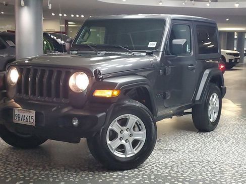 Used 2022 Jeep Wrangler Sport S image 31