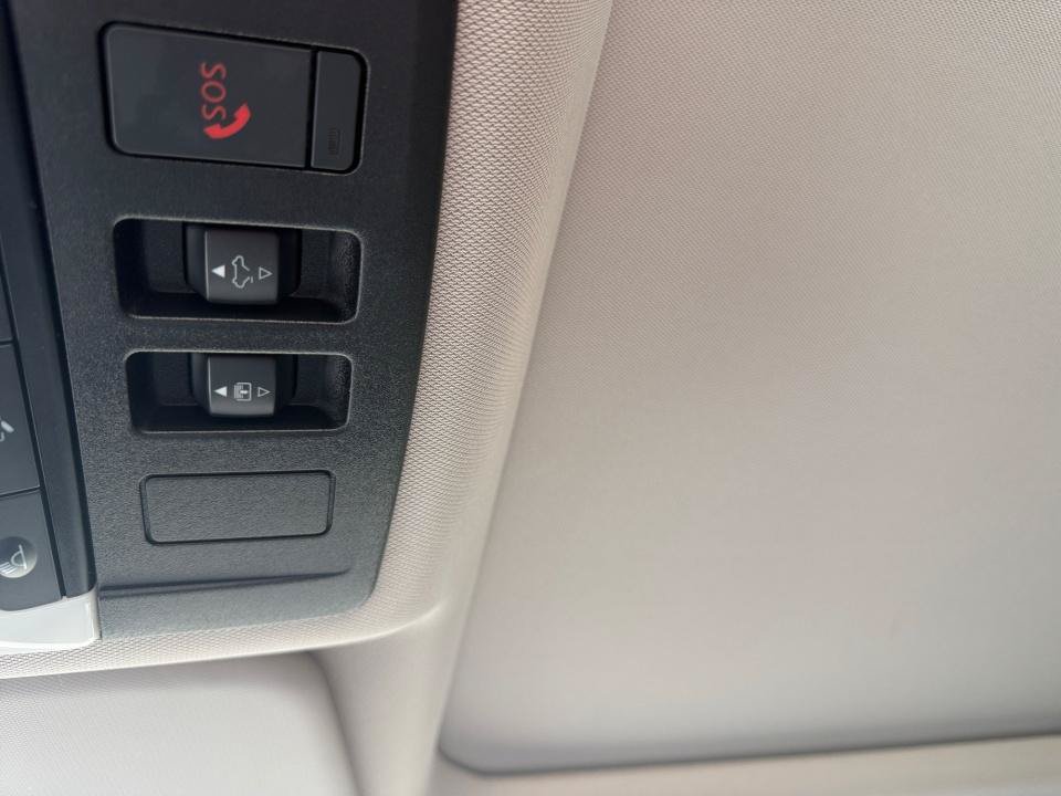 Used 2021 Nissan Rogue SV w/ Premium Package FWD image 21