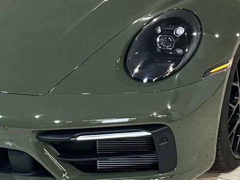 Used 2022 Porsche 911 Carrera GTS RWD image 5