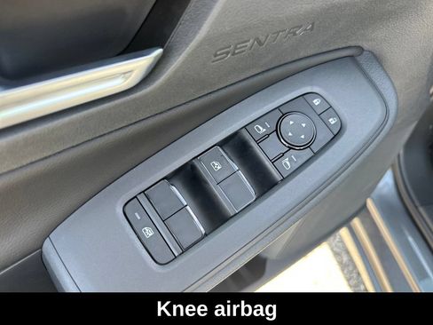 Used 2026 Nissan Sentra SV w/ Floor Mat Package FWD image 12