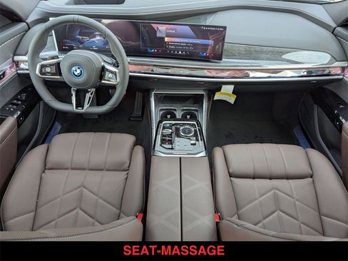 New 2025 BMW i7 eDrive50 w/ M Sport Package image 27