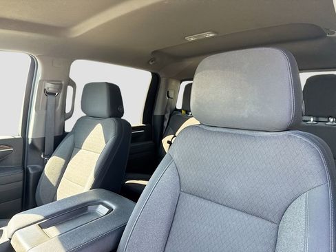 Used 2025 GMC Sierra 2500 SLE w/ SLE Value Package; image 11