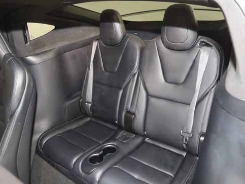 Used 2019 Tesla Model X 75D image 62