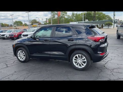 Used 2024 Chevrolet TrailBlazer LS w/ LS Convenience Package FWD image 6