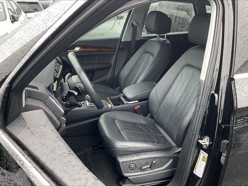 Used 2018 Audi Q5 2.0T Premium Plus w/ Premium Plus Package AWD/4WD image 23