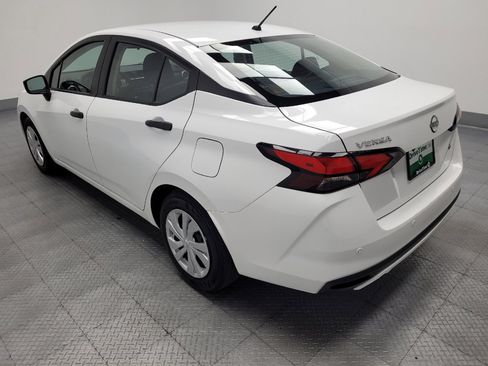 Used 2024 Nissan Versa S FWD image 3