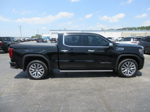 Certified 2025 GMC Sierra 1500 Denali w/ Denali Reserve Package AWD/4WD image 5