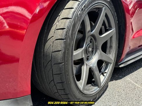 Used 2018 Ford Mustang GT RWD image 14