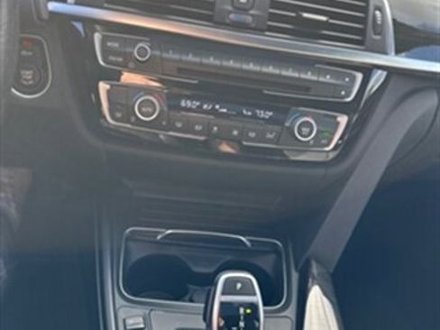 Used 2017 BMW 330i Sedan image 14