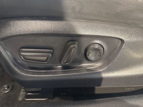 Used 2023 Toyota Camry XSE image 17