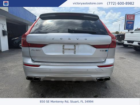 Used 2019 Volvo XC60 T5 R-Design image 4