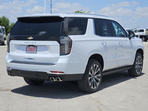 New 2026 Chevrolet Tahoe High Country AWD/4WD image 3