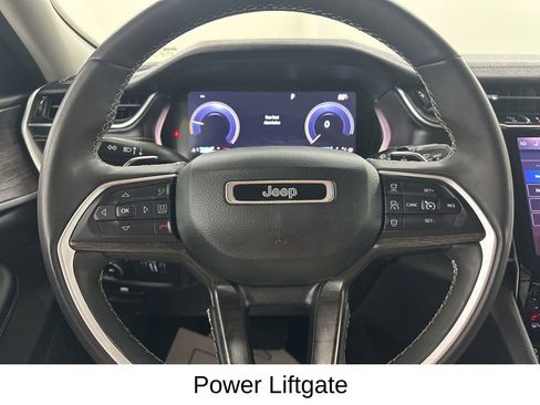 Used 2023 Jeep Grand Cherokee L Limited AWD/4WD image 34