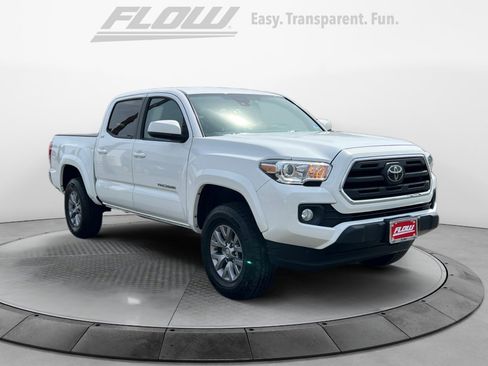 Used 2019 Toyota Tacoma SR5 image 1