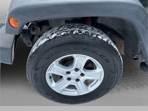 Used 2011 Jeep Wrangler Sport image 13