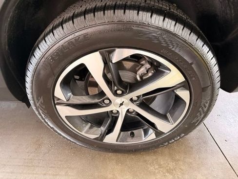 Used 2024 Chevrolet Trax RS w/ Driver Confidence Package FWD image 5