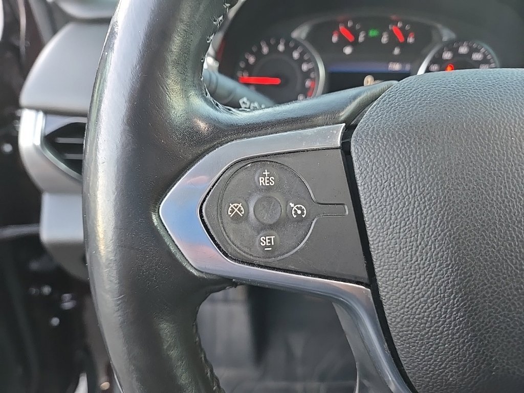 Used 2021 Chevrolet Traverse LT AWD/4WD image 9