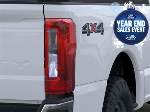 New 2026 Ford F250 XL w/ XL Off-Road Package image 21