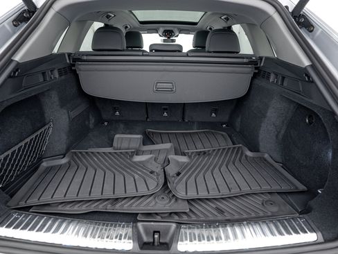 Used 2025 Audi Q5 Premium Plus w/ Premium Plus AWD/4WD image 21
