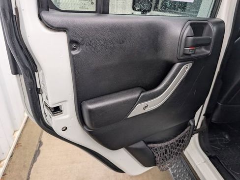 Used 2013 Jeep Wrangler Unlimited Sport image 19