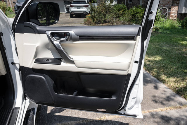 Used 2023 Lexus GX 460 Luxury w/ Sport Design Package AWD/4WD image 83